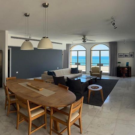 Casa Nova - Luxury Suites & Boutique Apart-Hotel Tel Aviv Eksteriør billede